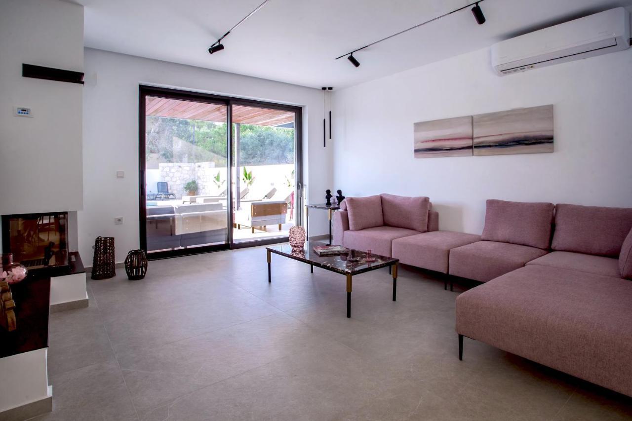 Avrilia Seaside Villa Heated Pool Almirida Dış mekan fotoğraf