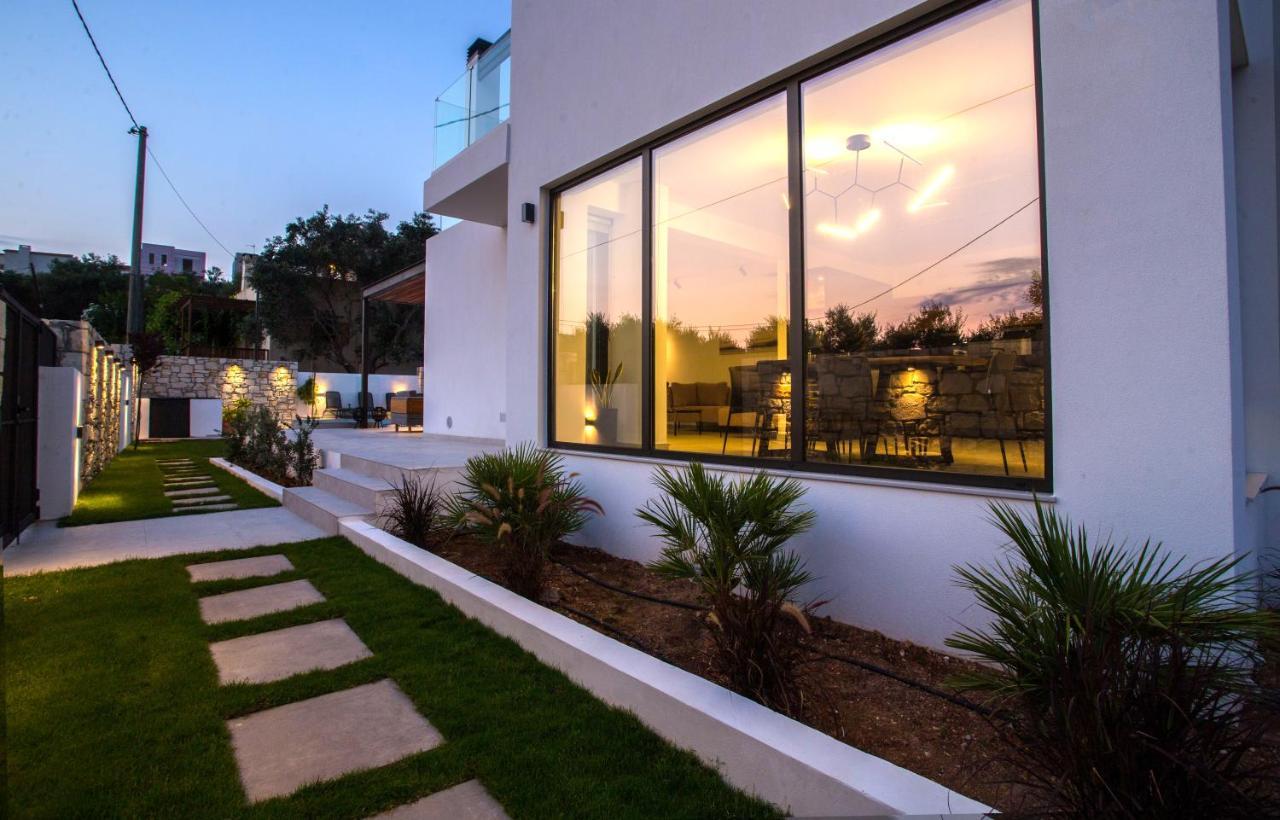 Avrilia Seaside Villa Heated Pool Almirida Dış mekan fotoğraf