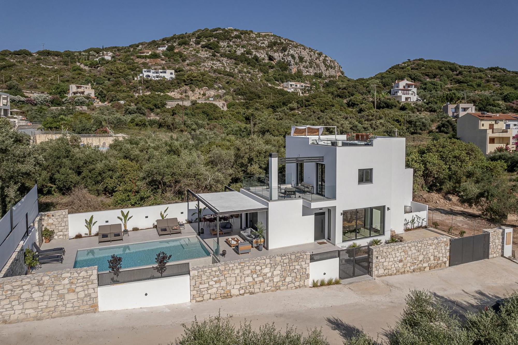 Avrilia Seaside Villa Heated Pool Almirida Dış mekan fotoğraf