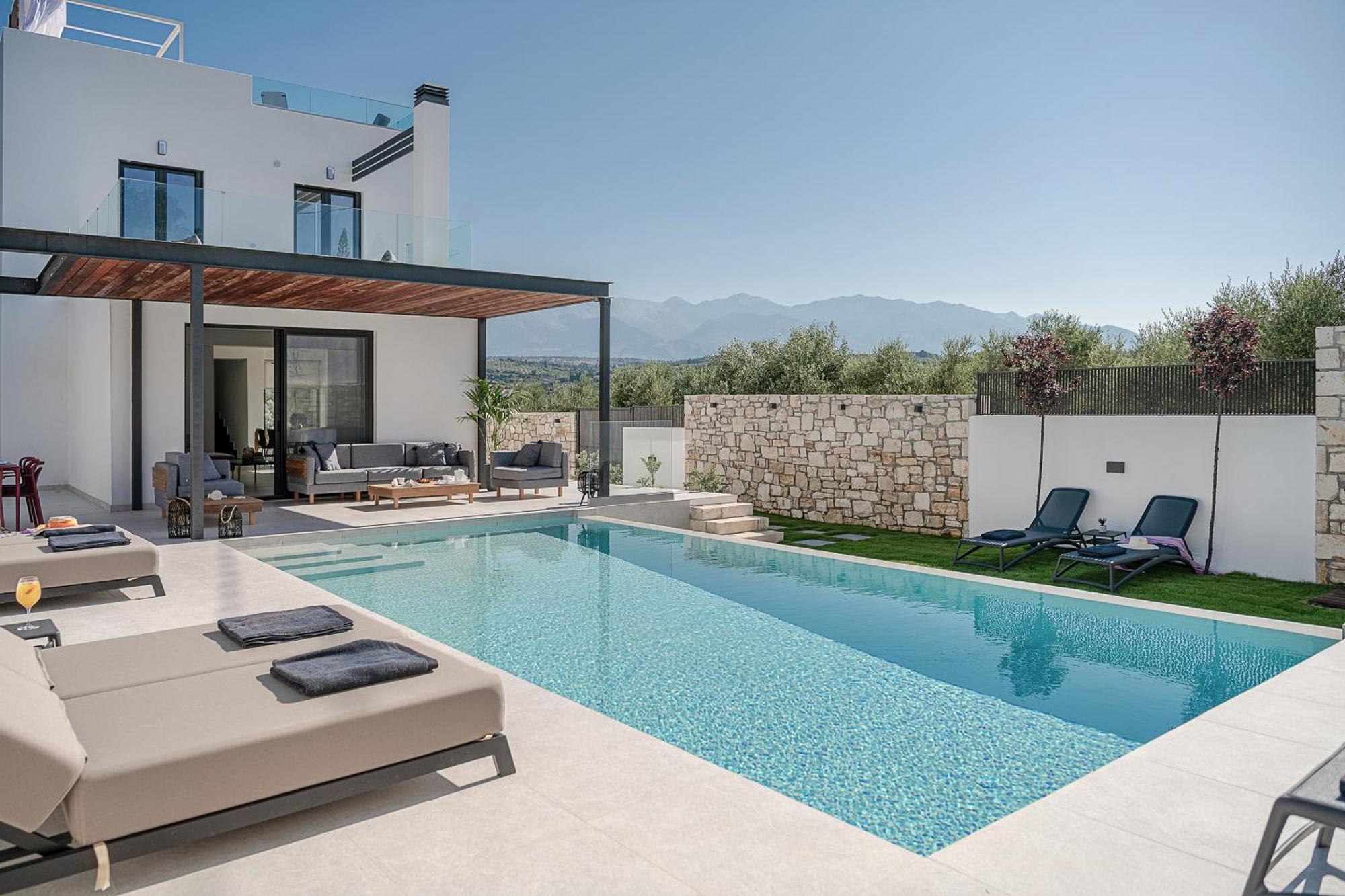 Avrilia Seaside Villa Heated Pool Almirida Dış mekan fotoğraf