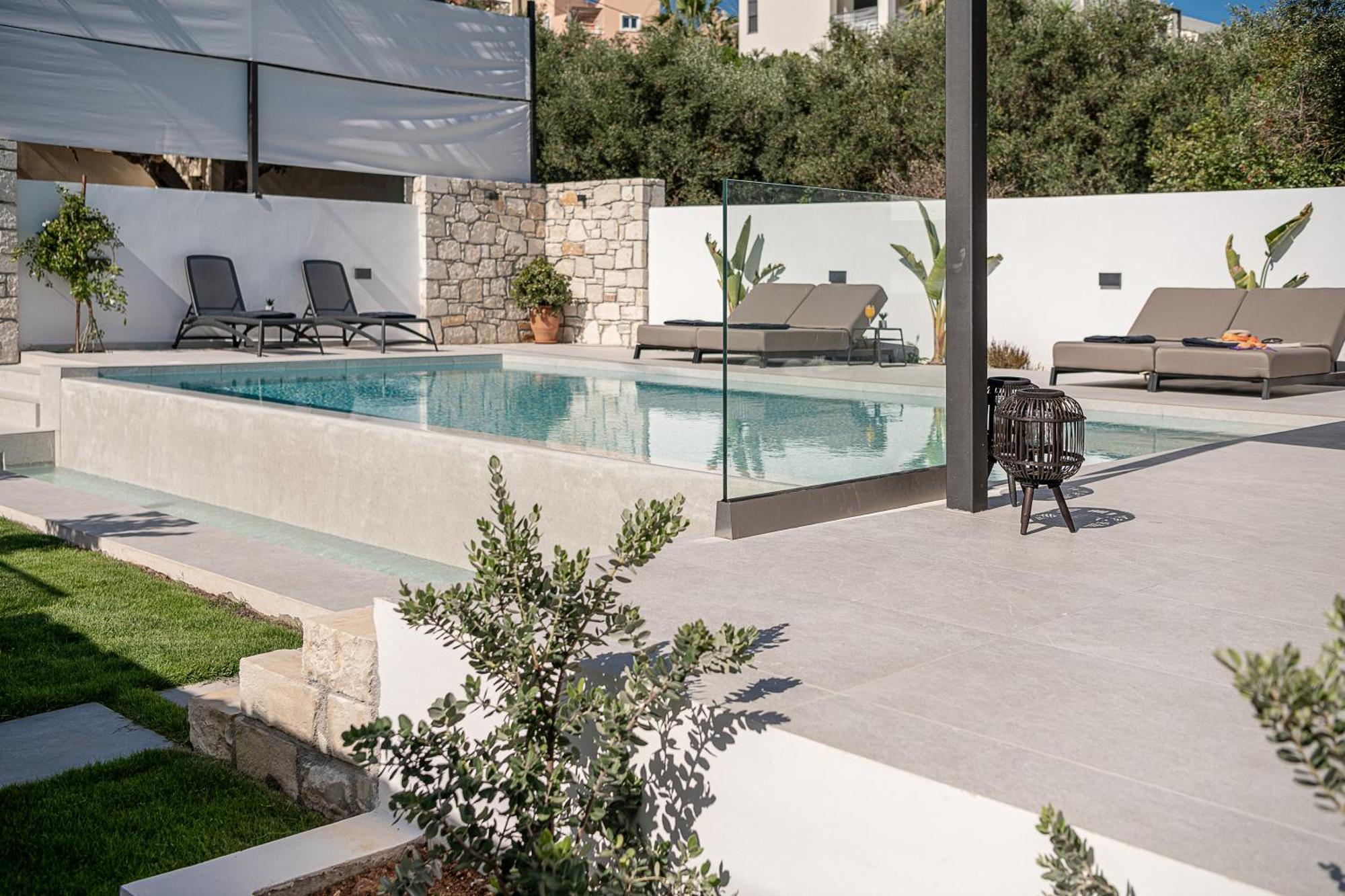 Avrilia Seaside Villa Heated Pool Almirida Dış mekan fotoğraf